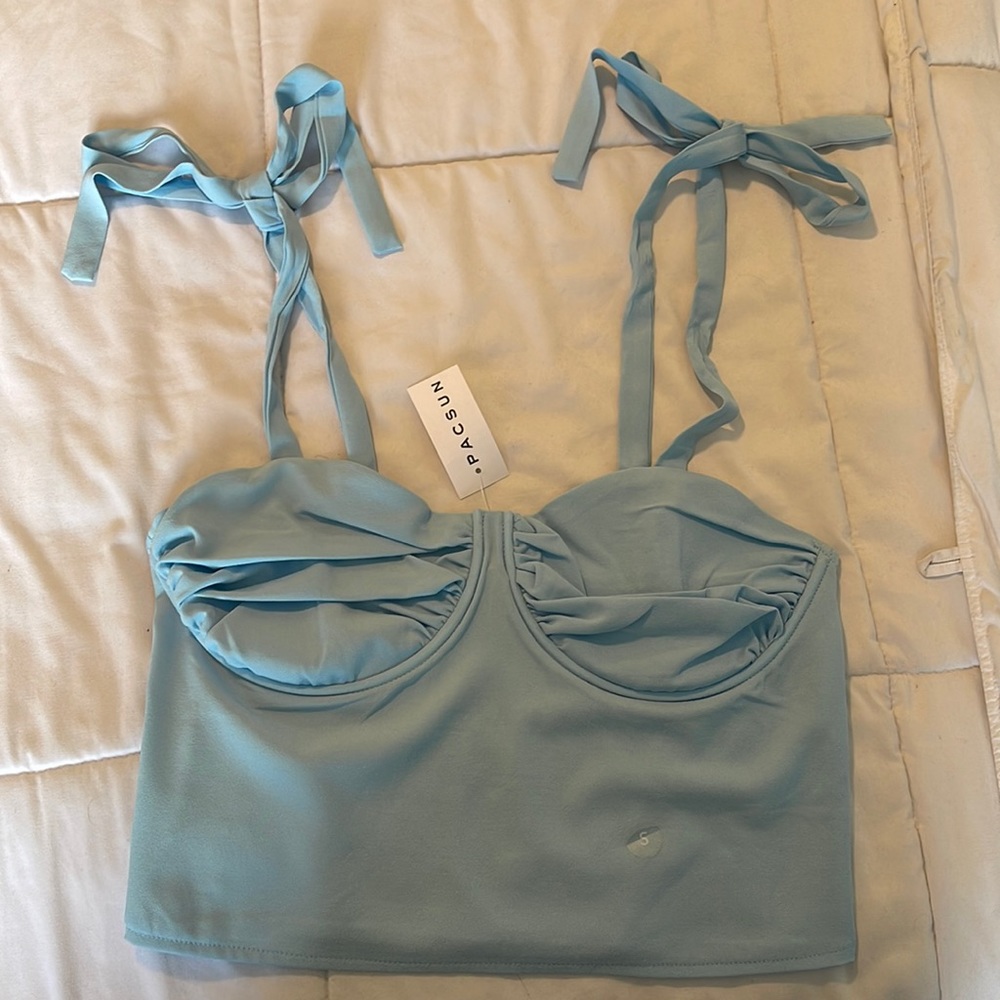 NWT kylie and kendall too